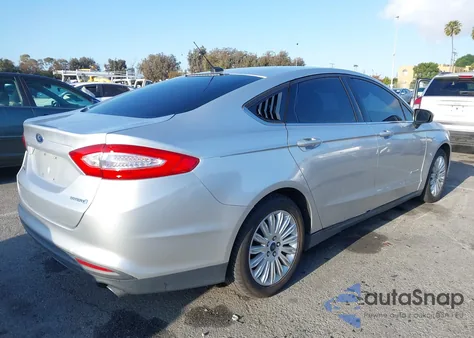 2014 Ford Fusion Hybrid S из США, поврежденный, VIN 3FA6P0UU2ER282125